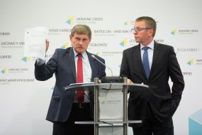 Leszek Balcerowicz and Ivan Miklos