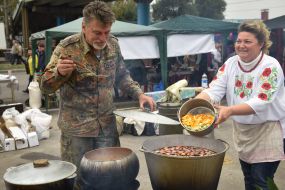 Pokrovskii Fair in Zaporizhzhua