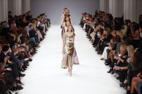 Fashion show by Yulia Polishchuk