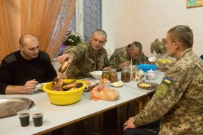 Soldiers in the volunteer hostel