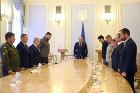 Andrew Paruby at a meeting with members of the participating ATO