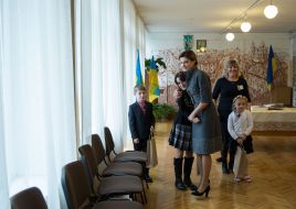 Марина Порошенко під час відвідання інклюзивної школи
