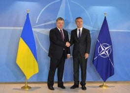 Petro Poroshenko and Jens Stoltenberg