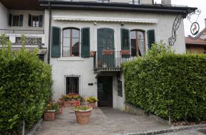 Село Эрманс в Швейцарии