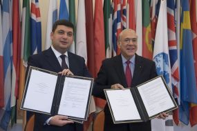 Vladimir Groisman and Jose Angel Gurria