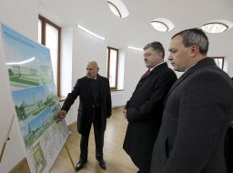 Petr Poroshenko attended OU "Ostroh Academy"