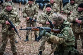 Soldiers during instructor-methodological exercise