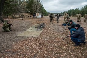 Soldiers during instructor-methodological exercise