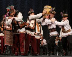 Ансамбль песни и танца «Гуцулия»