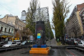 Preparing to the presentation of installation  "Endless Celebration"