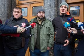 Roman Sinitsyn, Yevhen Turchak and Vitali Deinega