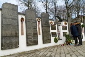 Students from Hungary commemorated the victims of Soviet repression