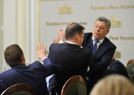 Бійка між Олегом Ляшком і Юрієм Бойком