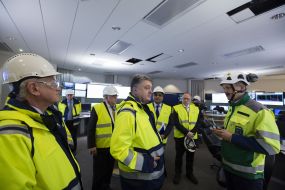 Petro Poroshenko at plant