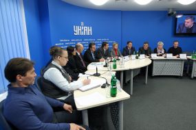 The roundtable participants