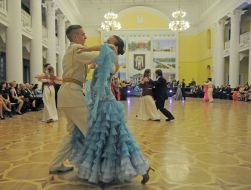 Участники благотворительного бала