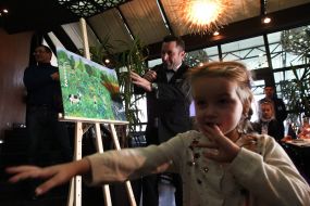 Аукціон дитячих картин Charity Day в ресторані