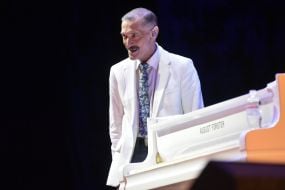 Александр Тиханович