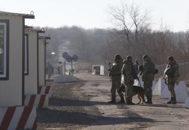 КПВВ «Золотое» в Луганской области