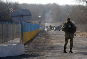 КПВВ «Золотое» в Луганской области