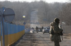 КПВВ «Золотое» в Луганской области