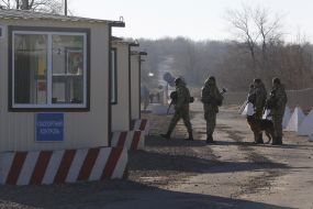 КПВВ «Золотое» в Луганской области
