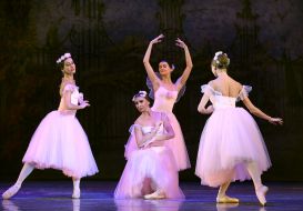 General rehearsal the ballet "Pas de Quatre"