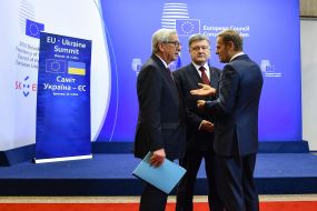 Петр Порошенко, Жан–Клод Юнкер, Дональд Туск