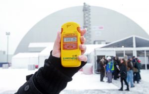 Confinement of the fourth power unit of Chernobyl