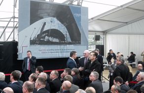 The ceremony of impending completion of the Arch at "Shelter"