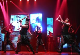 Show "ETNOEVOLYuTsiYa."