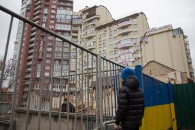 Protest against demolition old house on the street. Pavlovskaya, 7