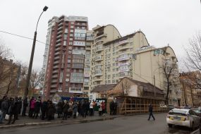 Protest against demolition old house on the street. Pavlovskaya, 7