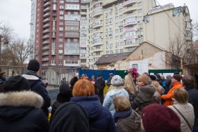 Protest against demolition old house on the street. Pavlovskaya, 7