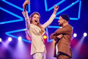 Dmitry Monatik (MONATIK) and Vera Brezhneva