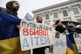 The protest against the bombing of Aleppo at Russian embassy