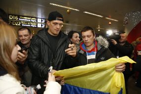 Meeting of Oleksandr Usik at the airport