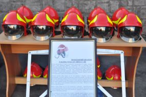 Fire helmets
