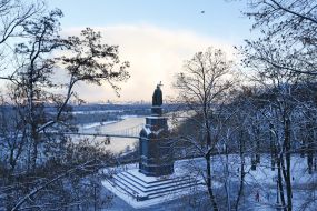 View of the monument to Volodymyr Velikiy