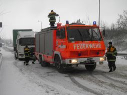 Towing vehicle