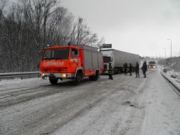 Towing vehicle