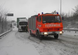 Towing vehicle