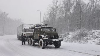 Towing vehicle