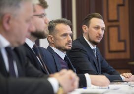 Slawomir Nowak, Artem Grinenko