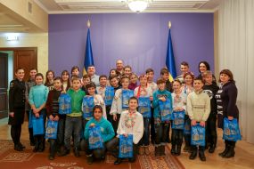 Children in the Cabinet