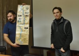 Presentation ofcard-scheme