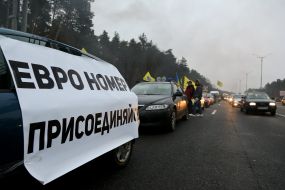 Owners of cars with foreign registration blocked the entrance to Kyiv