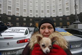 Protest of owners of cars with foreign registration at CMU