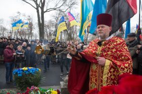 March of Heroes Kruty