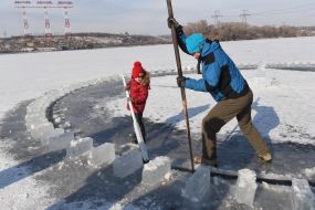 Крижана карусель